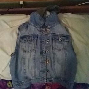 Jean vest with hood